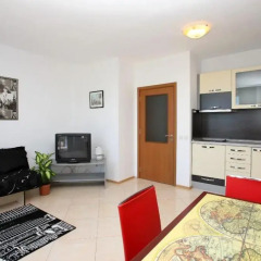 Апартаменты Sofia Apartments In Sunny Residence Солнечный берег комната для гостей фото 4