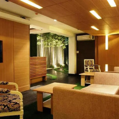 Отель Thonglor Suites Бангкок спа