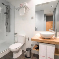 Отель Petit Palace Tres Cruces 3* Стандартный номер с разными типами кроватей фото 3