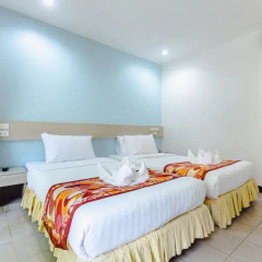 Отель Karon Whale Resort 3* Стандартный номер с двуспальной кроватью фото 12