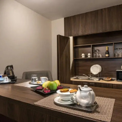 Отель Best Western Premier Sofia Airport Hotel Болгария, София - 1 отзыв об отеле, цены и фото номеров - забронировать отель Best Western Premier Sofia Airport Hotel онлайн в номере