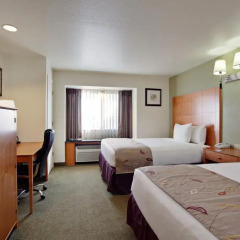 Отель La Quinta Inn & Suites Tulare 2* Стандартный номер с различными типами кроватей фото 2