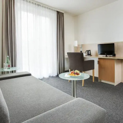 Отель IntercityHotel Wien 4* Апартаменты с раздельными кроватями с разными типами кроватей фото 2