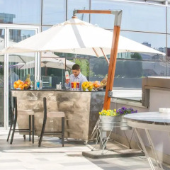 Отель Golden Tulip Zira Belgrade Сербия, Белград - отзывы, цены и фото номеров - забронировать отель Golden Tulip Zira Belgrade онлайн гостиничный бар
