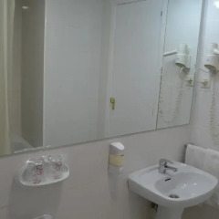 Отель Hostal Ramos Стандартный номер фото 16