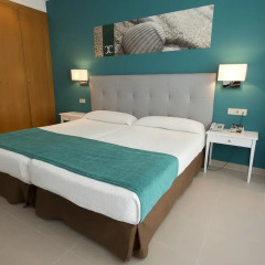 Отель Costa Conil 4* Улучшенный номер