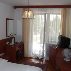 Helios Hotel Pension 3* Стандартный номер с различными типами кроватей фото 2