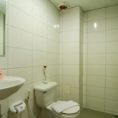 Eastiny Bella Vista Hotel & Residence Паттайя ванная