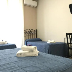 Отель Hostal El Pilar Стандартный номер с различными типами кроватей фото 8