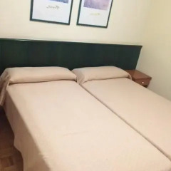 Отель Hostal Restaurante Río Ubierna комната для гостей фото 5