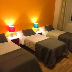 Отель Overseas Guest House Стандартный номер с различными типами кроватей (общая ванная комната) фото 7