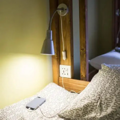 Crazy Dog Hostel Кровать в общем номере с двухъярусной кроватью фото 5