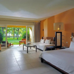 Отель Victoria Beachcomber Resort & Spa 4* Улучшенный номер с различными типами кроватей фото 2