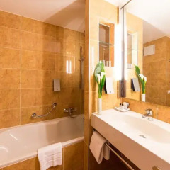 Relexa Hotel Stuttgarter Hof 4* Улучшенный номер с двуспальной кроватью фото 9