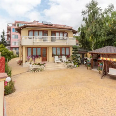Отель House Kalina