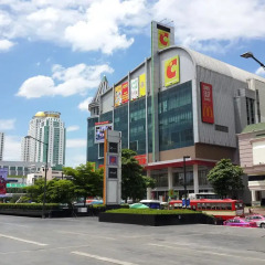 Отель S2S Boutique Resort Bangkok городской автобус