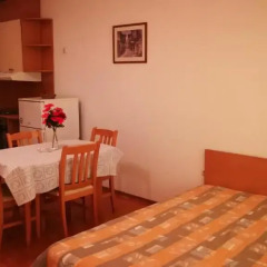 Отель Yassen VIP Apartaments комната для гостей фото 5