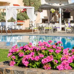 Kristalli Hotel Apartments