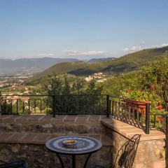 Отель Il Castello Di Perchia Сполето балкон