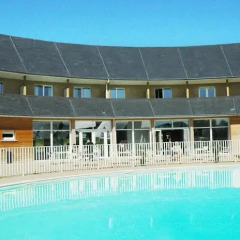 Отель ADONIS - Residence les Hauts de Honfleur бассейн фото 3