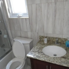 Отель Kingston Paradise Place Guesthouse Стандартный номер с различными типами кроватей фото 13