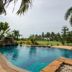 Отель Lake View Villa бассейн