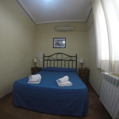 Отель Hostal El Pilar Стандартный номер с двуспальной кроватью фото 3