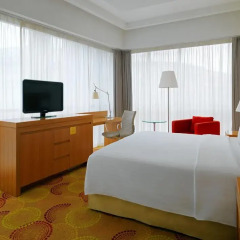 Отель Courtyard by Marriott Budapest City Center 4* Номер Делюкс с различными типами кроватей фото 9