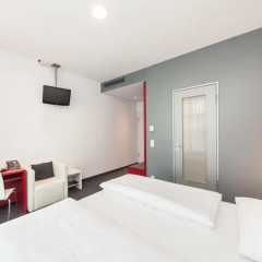 Select Hotel Berlin Gendarmenmarkt 4* Стандартный номер с двуспальной кроватью фото 2