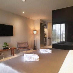 Sino House Phuket Hotel 3* Улучшенный номер с различными типами кроватей фото 2