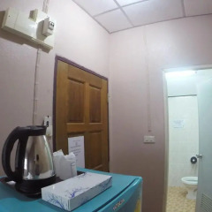 Отель Drunken Duck Guesthouse 2* Стандартный номер с различными типами кроватей