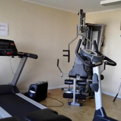 Milling Hotel Plaza фитнесс-зал