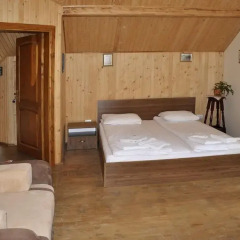 Гостиница Милитари-усадьба Grün Hof Украина, Поляна - отзывы, цены и фото номеров - забронировать гостиницу Милитари-усадьба Grün Hof онлайн комната для гостей фото 3