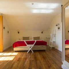 Отель Casa do Mercado Lisboa Organic B&B 4* Люкс с различными типами кроватей
