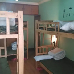 Ease Youth Hostel Кровать в мужском общем номере с двухъярусной кроватью