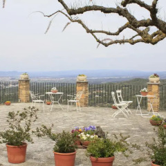 Отель Castell de Guardiola