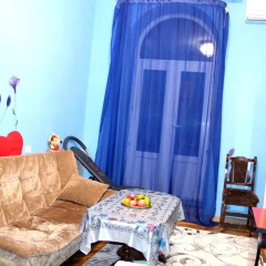 Karinitas Family Hostel балкон