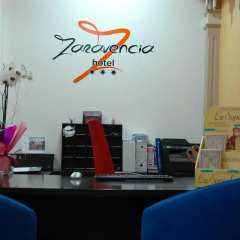 Hotel Zaravencia интерьер отеля