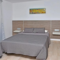 Отель Hostal Campito Улучшенный номер с различными типами кроватей фото 9
