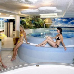 Hotel Zur Mühle Исманинг бассейн