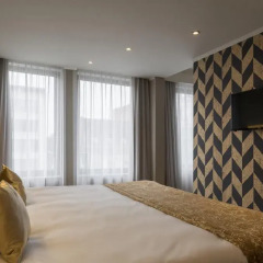 Plaza Hotel 4* Номер Делюкс фото 5