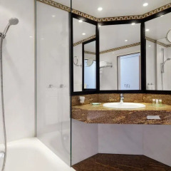 Отель The Westin Leipzig ванная