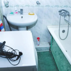Гостиница Marshala Zhukova в Калуге отзывы, цены и фото номеров - забронировать гостиницу Marshala Zhukova онлайн Калуга ванная