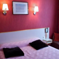 Отель Hôtel Paris Voltaire 2* Стандартный номер с двуспальной кроватью