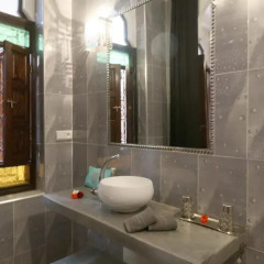 Отель Riad El Walida Марокко, Марракеш - отзывы, цены и фото номеров - забронировать отель Riad El Walida онлайн ванная