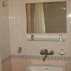 Отель Tomcho Guest House Равда ванная