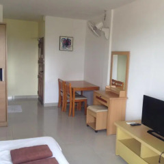 Jomtien Hostel Стандартный номер с двуспальной кроватью фото 3
