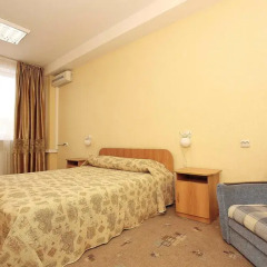 Гостиница Inn Miraj Стандартный номер с двуспальной кроватью фото 6