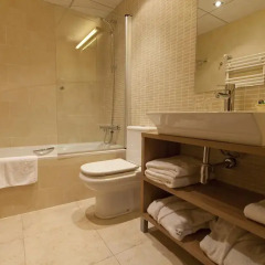 Отель Nubahotel Vielha Испания, Вьельа Э Михаран - отзывы, цены и фото номеров - забронировать отель Nubahotel Vielha онлайн ванная