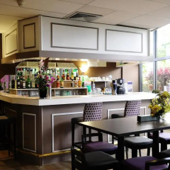 Comfort Hotel Aeroport Lyon St Exupery гостиничный бар фото 2